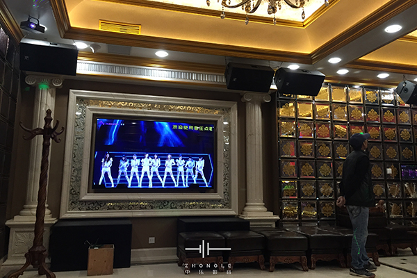 頂級(jí)私人影院 別墅3D頂級(jí)私人影院設(shè)計(jì)方案