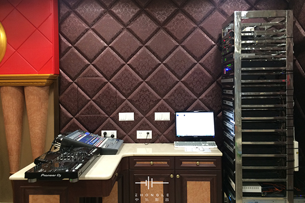 私家影院 私家影院設(shè)備